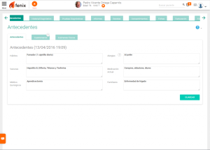Pantallazo de la vista de Fenix con los antecedentes de un paciente